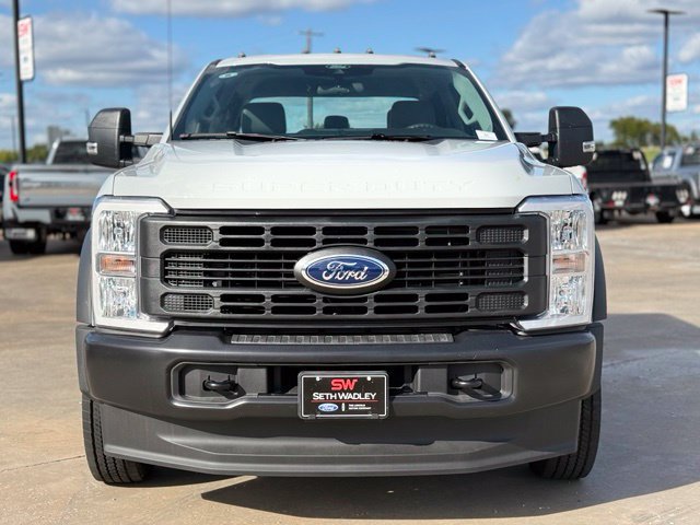 Used 2026 Ford F550 4x4 Crew Cab Super Duty image 2