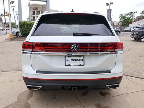 New 2026 Volkswagen Atlas SE FWD image 4