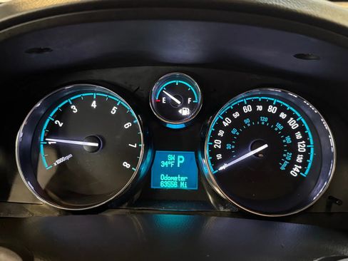 Used 2014 Chevrolet Captiva Sport LT w/ Convenience Package image 10