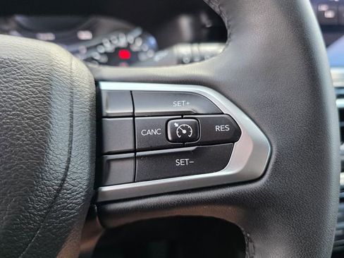 Used 2022 Jeep Compass Altitude image 25