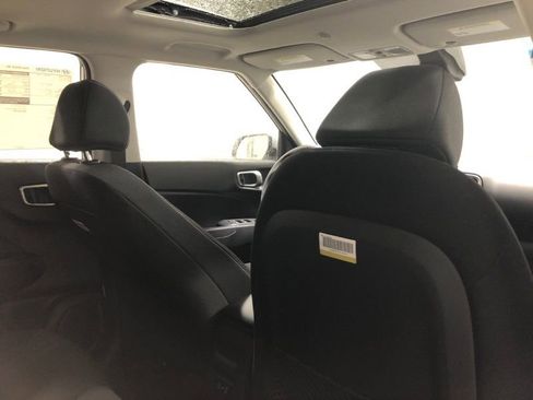 New 2026 Hyundai Venue SEL image 11