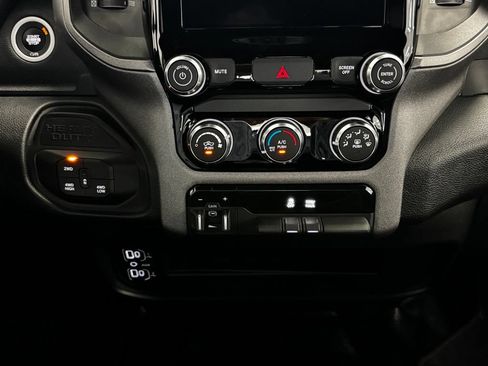 Certified 2026 RAM 2500 Tradesman w/ Bed Utility Group AWD/4WD image 17