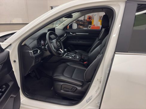 Used 2025 MAZDA CX-5 AWD 2.5 S w/ Select Package image 12