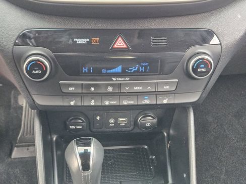 Certified 2021 Hyundai Tucson Limited image 19