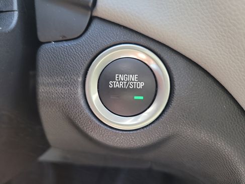 Used 2024 Chevrolet Equinox LT FWD image 28