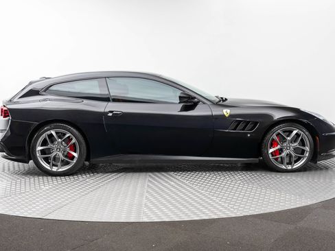 Used 2020 Ferrari GTC4Lusso T RWD image 9