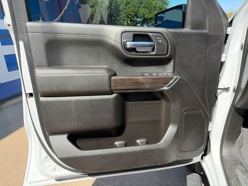 Used 2022 Chevrolet Silverado 1500 RST AWD/4WD image 22