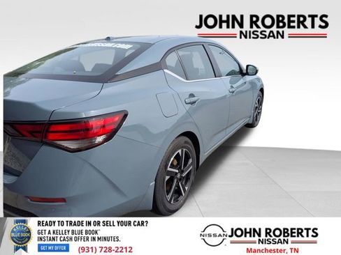 Certified 2025 Nissan Sentra SR FWD image 7