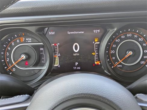 New 2025 Jeep Gladiator Sport image 30