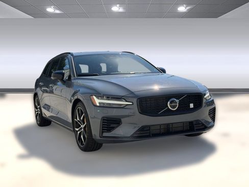 Used 2024 Volvo V60 T8 Polestar AWD/4WD image 7