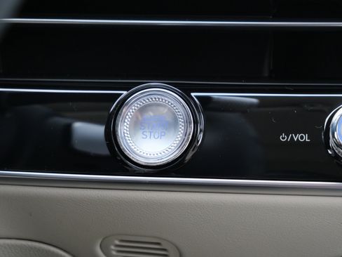 New 2026 Genesis GV70 2.5T Advanced image 10