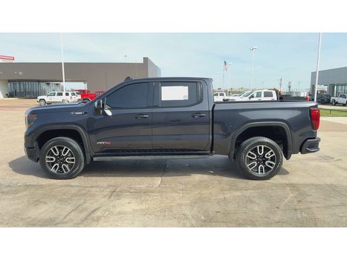 Used 2023 GMC Sierra 1500 AT4 w/ AT4 Premium Package image 5