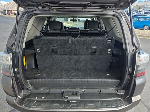 Used 2019 Toyota 4Runner SR5 Premium w/ Wilderness Package image 46