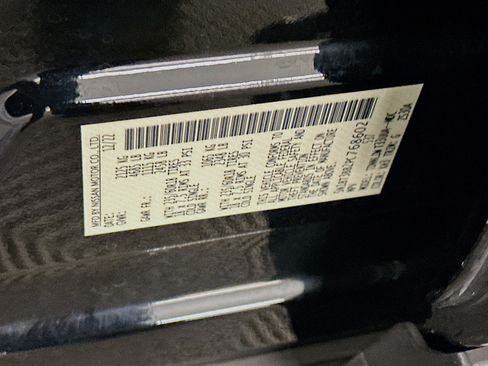 Used 2023 Nissan Rogue SV image 12