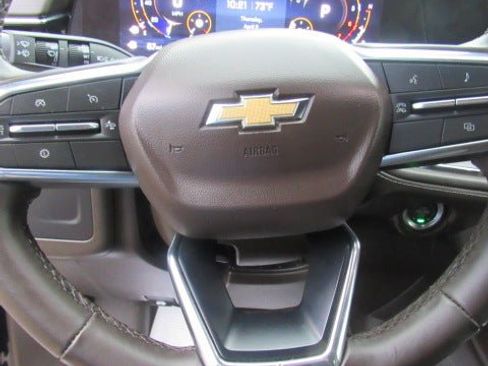 Used 2025 Chevrolet Tahoe LT RWD image 19