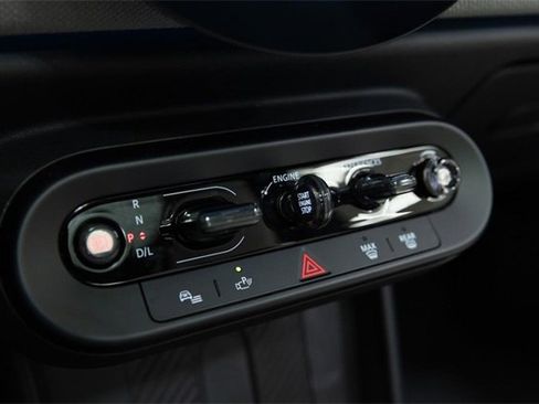 Certified 2025 MINI Cooper S image 19