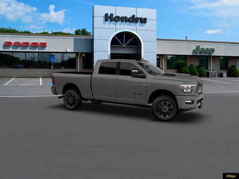 New 2026 RAM 2500 Laramie AWD/4WD image 6