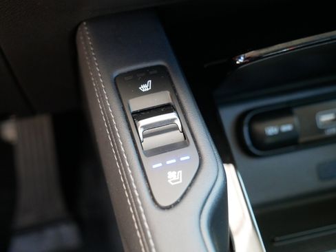 Used 2020 Kia Telluride EX image 32