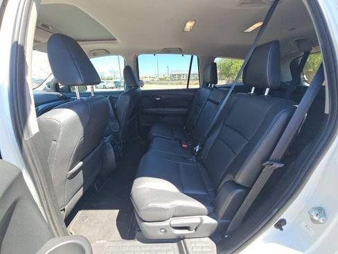Used 2022 Honda Pilot Special Edition image 9