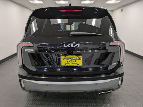 Used 2023 Kia Telluride EX X-Line image 5