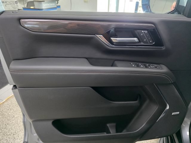 Used 2026 GMC Yukon XL Elevation AWD/4WD image 14