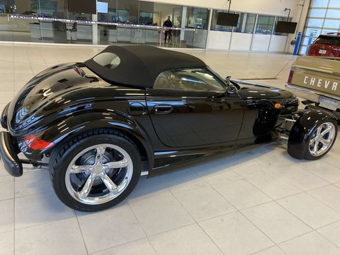 Used 2000 Plymouth Prowler RWD image 8