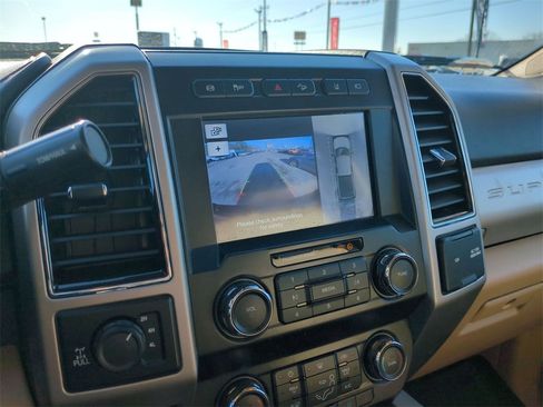 Used 2019 Ford F250 Lariat w/ Lariat Ultimate Package image 21