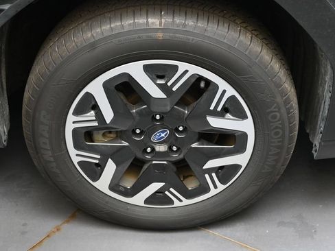 Used 2025 Subaru Forester Premium AWD/4WD image 10
