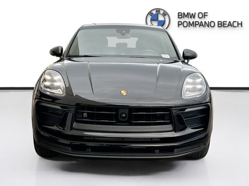 Used 2024 Porsche Macan Base image 2