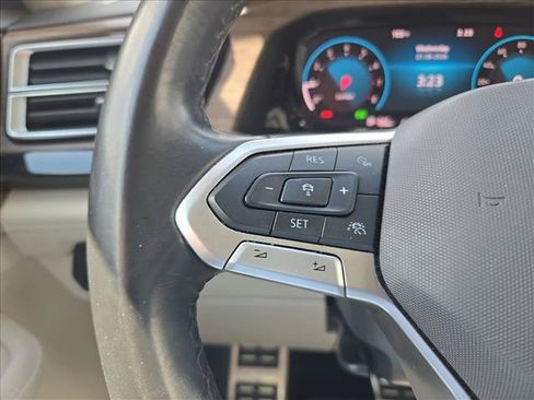 Used 2024 Volkswagen Atlas SEL Premium R-Line AWD/4WD image 13