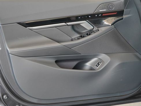 New 2026 BMW 530i image 9