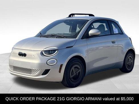 New 2025 FIAT 500 e image 3