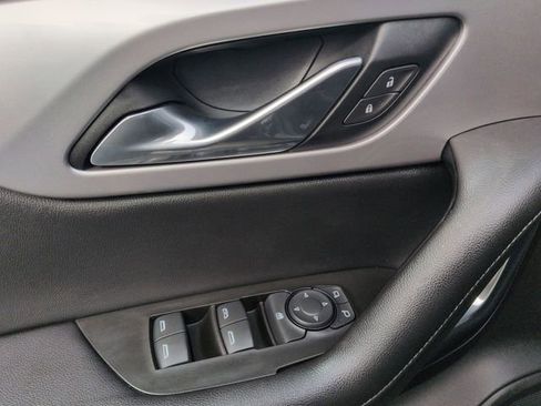 Used 2021 Chevrolet Blazer LT image 23