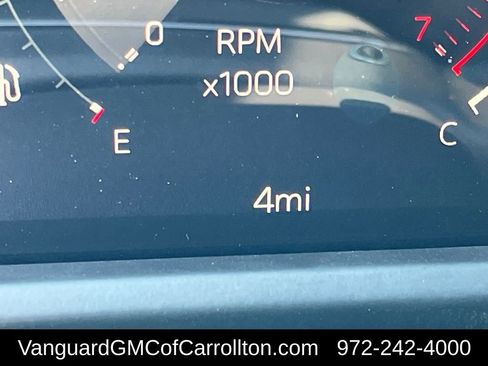 New 2026 GMC Acadia AT4 w/ LPO, Floor Liner Package AWD/4WD image 17