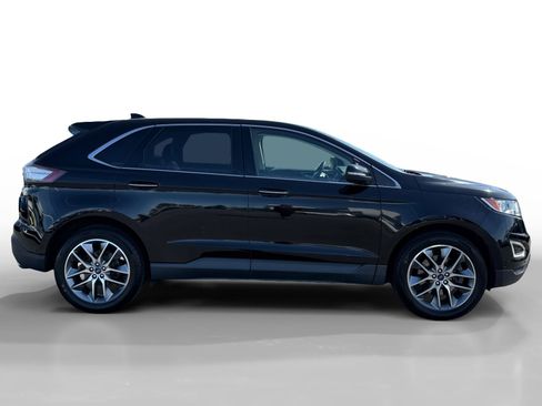 Used 2016 Ford Edge Titanium image 6