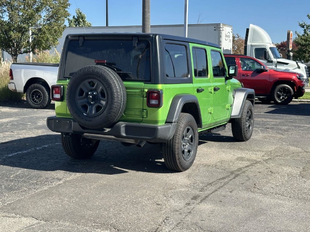 Used 2026 Jeep Wrangler Unlimited Sport AWD/4WD image 4