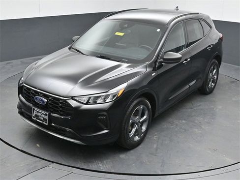 Used 2024 Ford Escape ST-Line w/ Equipment Group 301A image 46