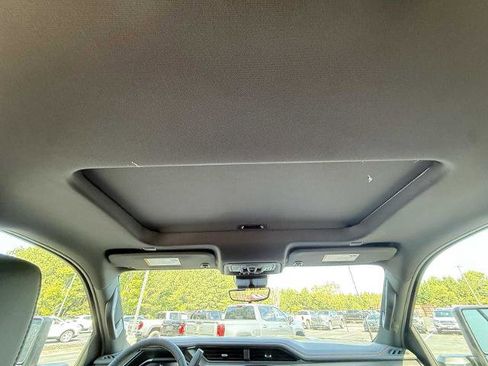 New 2025 GMC Sierra 2500 AT4 w/ AT4 Premium Plus Package image 4