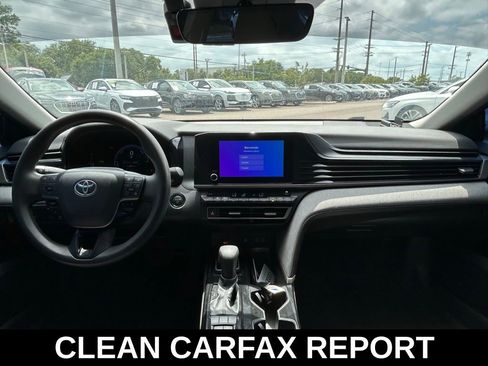 Used 2025 Toyota Camry LE w/ Convenience Package FWD image 10