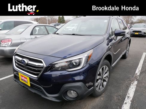 Used 2018 Subaru Outback 2.5i Touring image 1