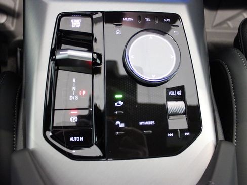 New 2026 BMW X3 xDrive30 w/ Premium Package image 15