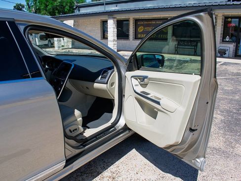 Used 2015 Volvo XC60 T5 Premier image 37