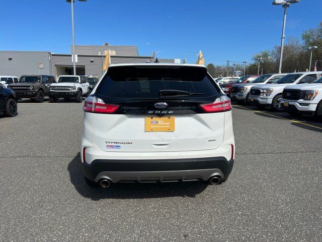 Used 2022 Ford Edge Titanium AWD/4WD image 6