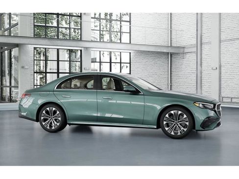 New 2026 Mercedes-Benz E 350 4MATIC Sedan image 14