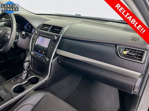 Used 2017 Toyota Camry SE image 26