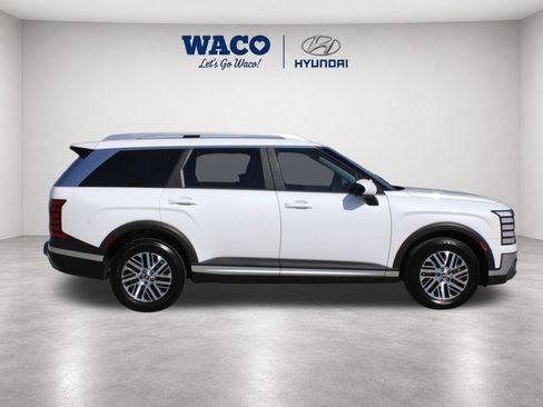 Used 2026 Hyundai Palisade SEL FWD image 9