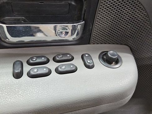 Used 2007 Ford F150 XLT AWD/4WD image 13