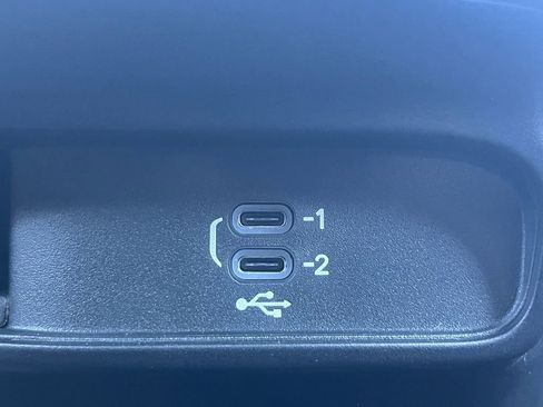 New 2026 Chrysler Pacifica Select image 6