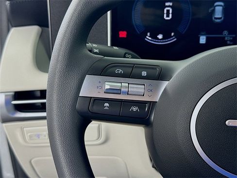 New 2025 Hyundai Tucson SEL image 15