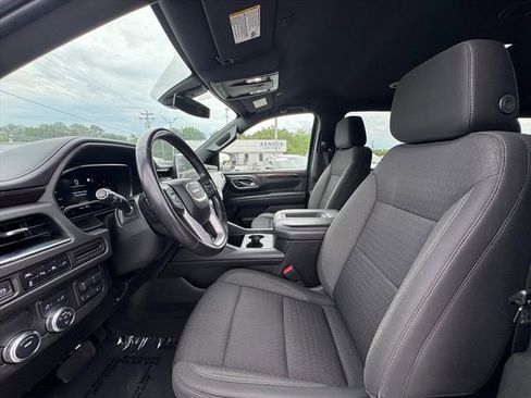 Used 2022 GMC Yukon XL SLE w/ Max Trailering Package RWD image 17